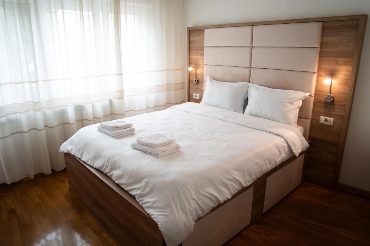 Ultracentral Golden Apartament 1 Suceava Exterior photo